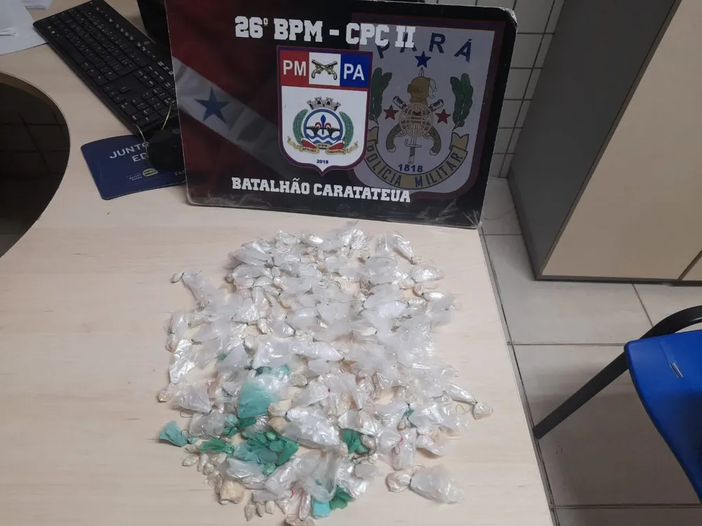 Dupla é presa com mais de 180 papelotes de óxi no Pará