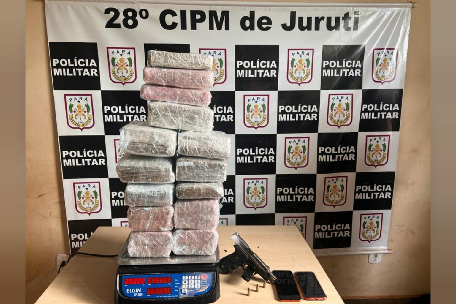 PM prende casal com 23kg de drogas no Pará