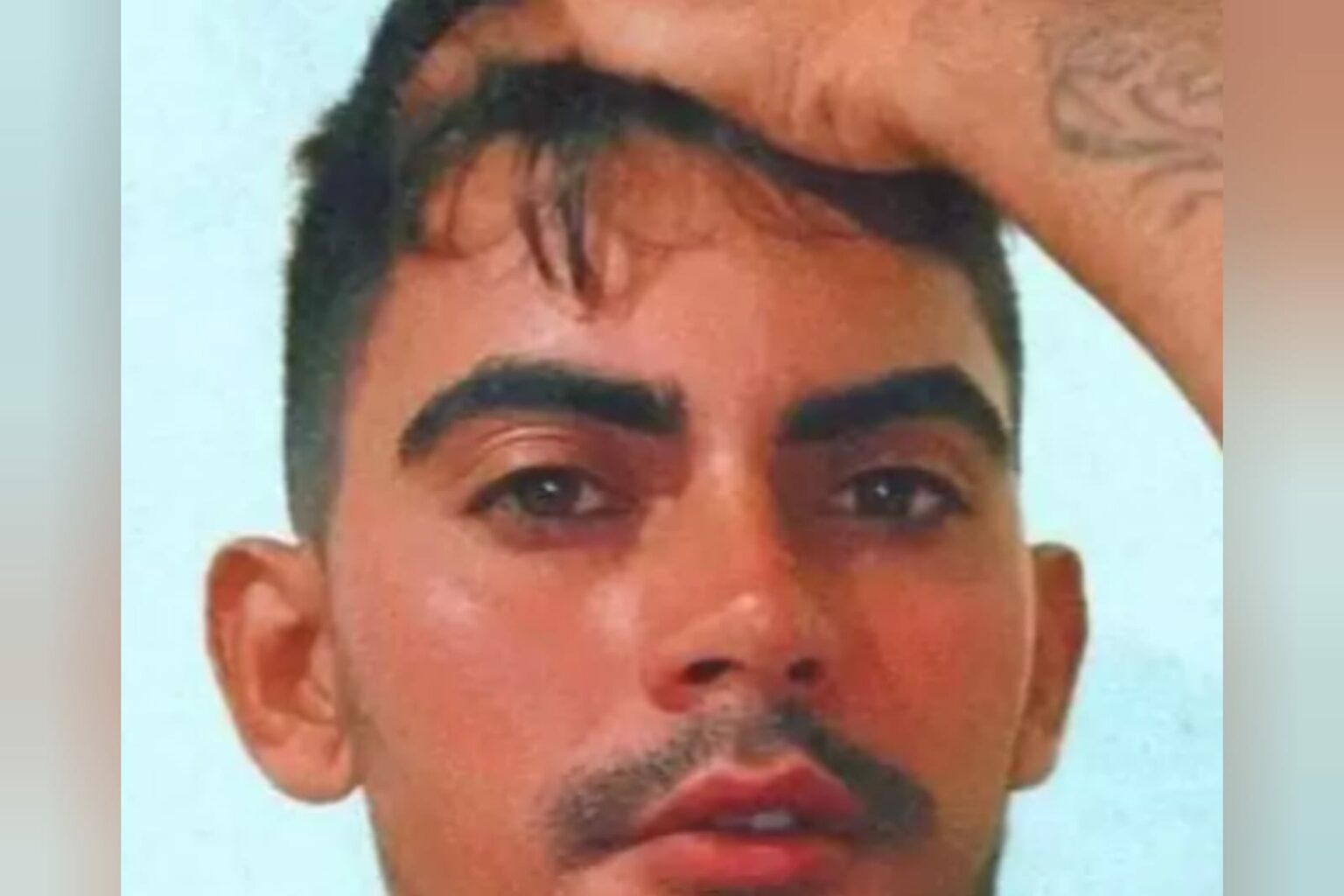 Jovem é morto a tiros em via pública no Pará