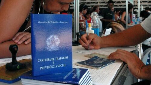 STF retoma análise de norma sobre demissão trabalhista