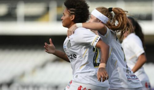 Brasileiro Feminino: Santos bate Atlético-MG e fica perto das quartas