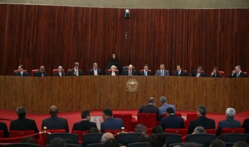 TSE empossa dois ministros indicados por Lula