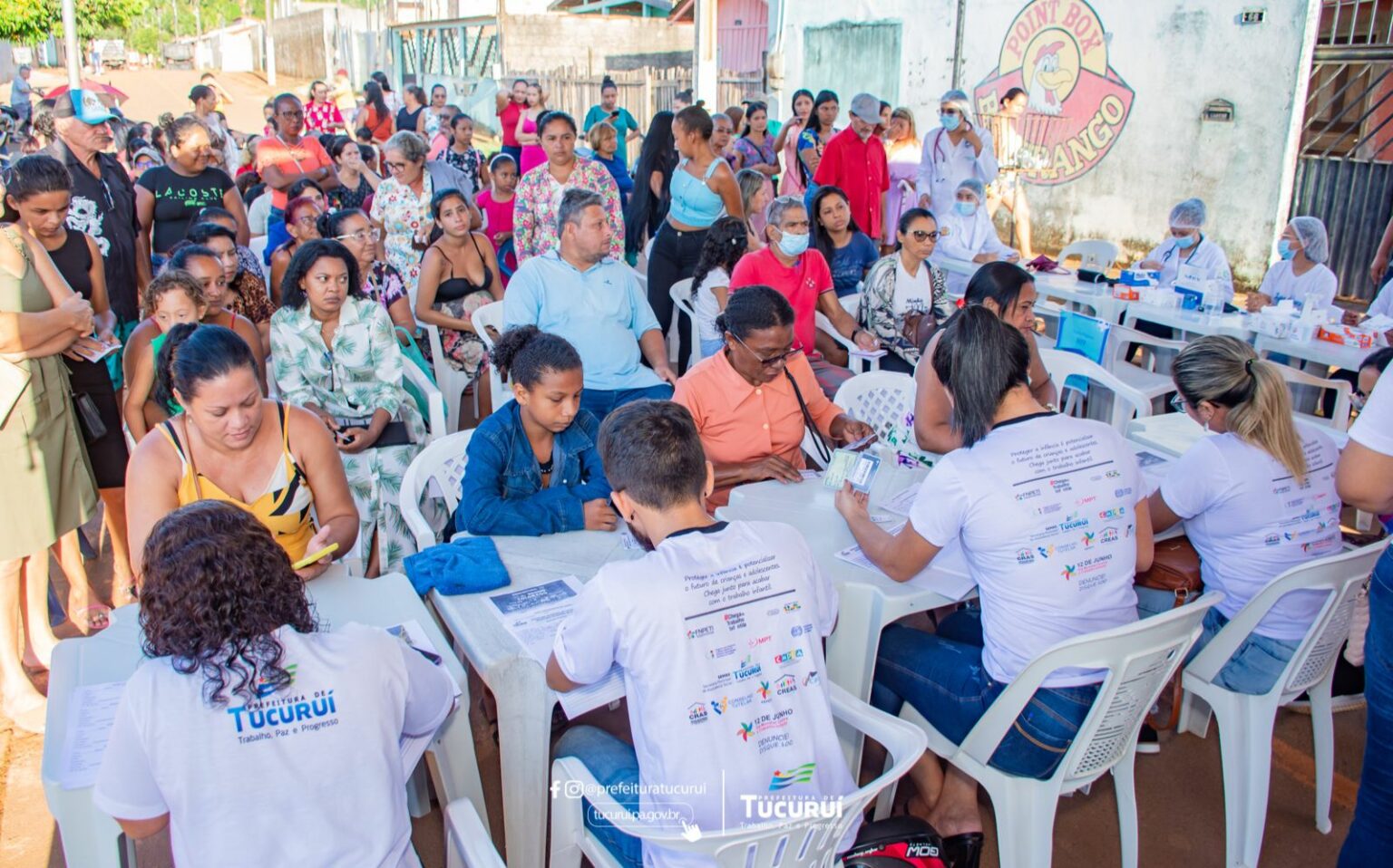 Prefeitura de Tucuruí promove ação cidadania no bairro Jardim Colorado