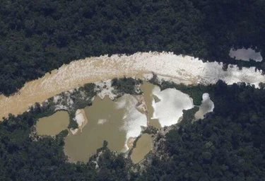 Garimpos faturam mais de R$ 1 milhão por mês na Amazônia