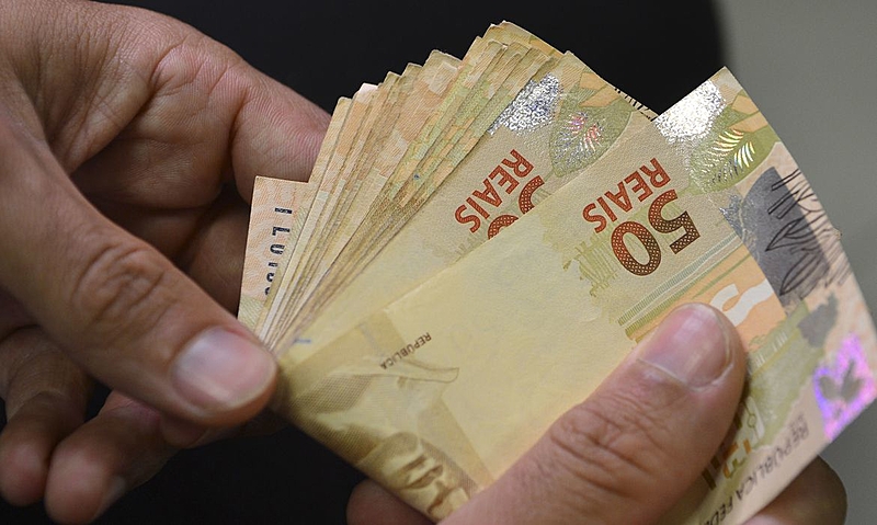 Receita abre consulta a segundo lote de restituição do IR