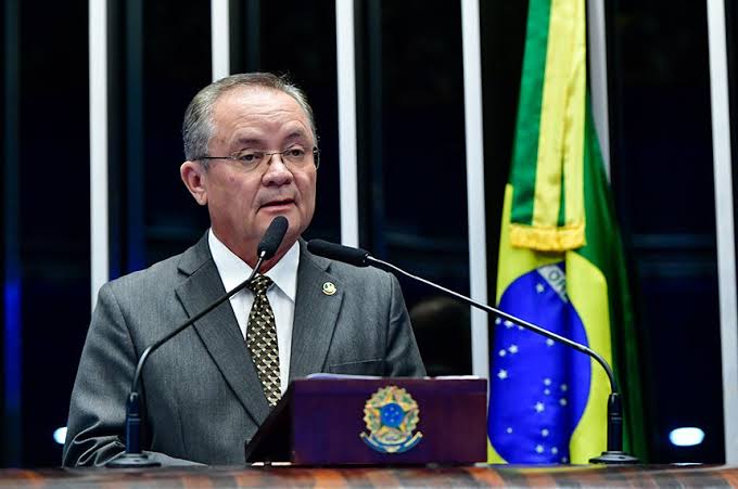 Senador Zequinha Marinho assume comando do Podemos no Pará