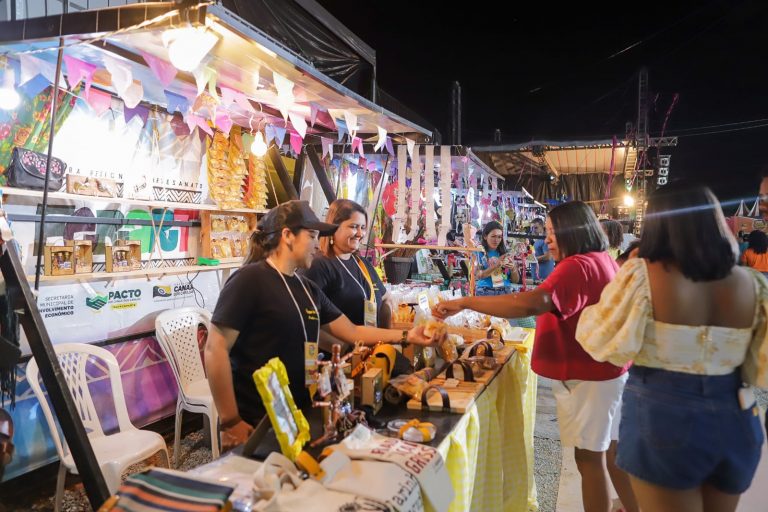 Canaã Cidade Junina valoriza a produção artesanal da região