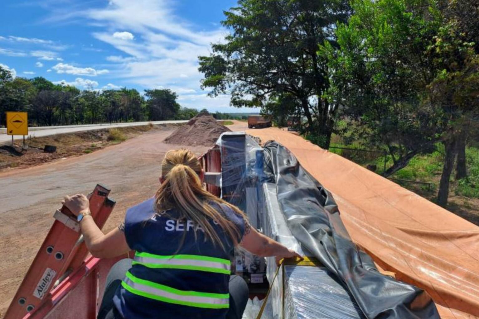 Sefa apreende três máquinas industriais no sul do Pará