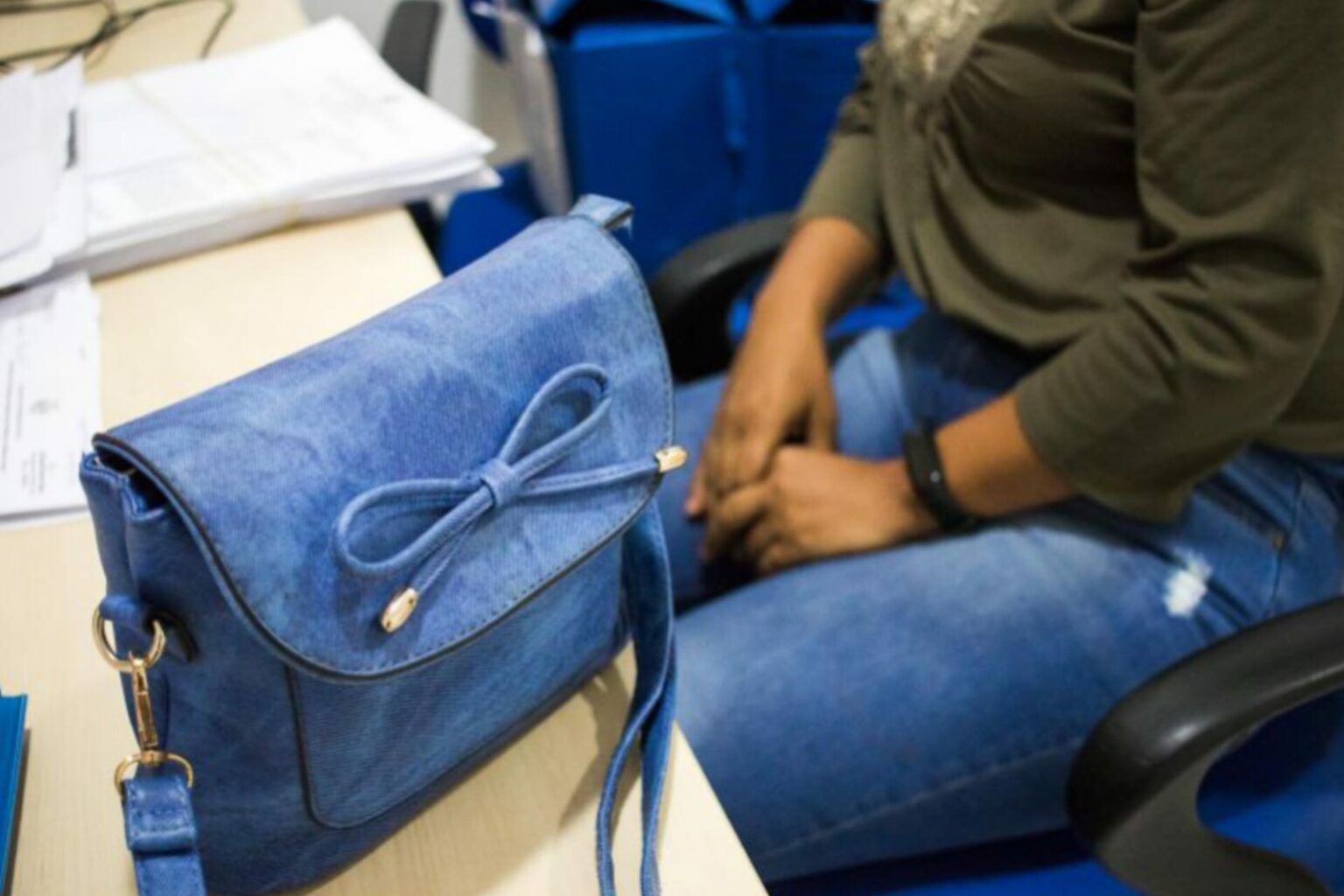 Sancionada lei estadual que garante cota de contratação para mulheres vítimas de violência