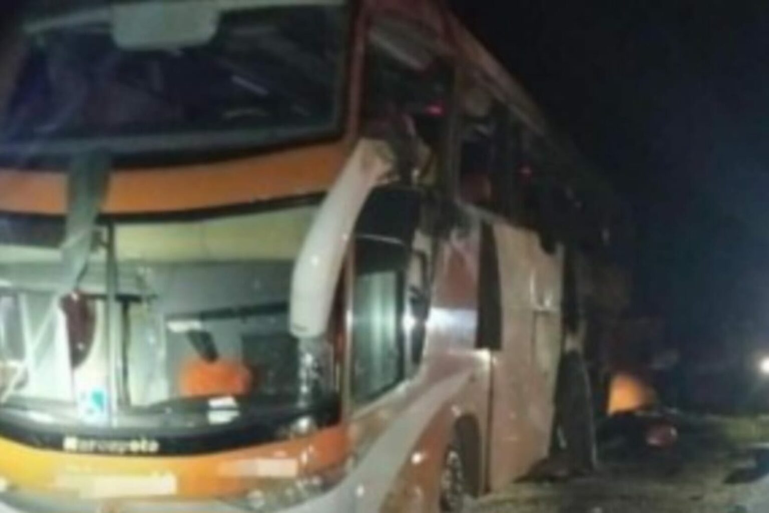 Acidente grave com ônibus que saiu de Tucuruí deixa mortos e feridos na BR-153