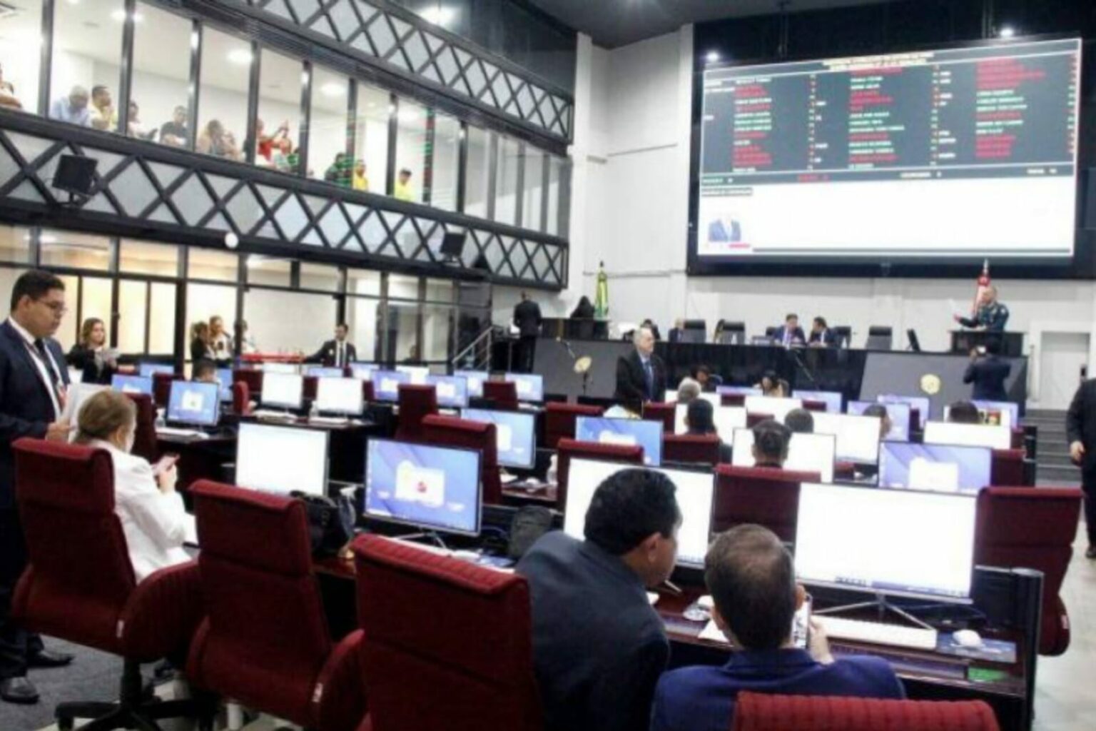 Alepa aprova nova legislação para a educação estadual paraense