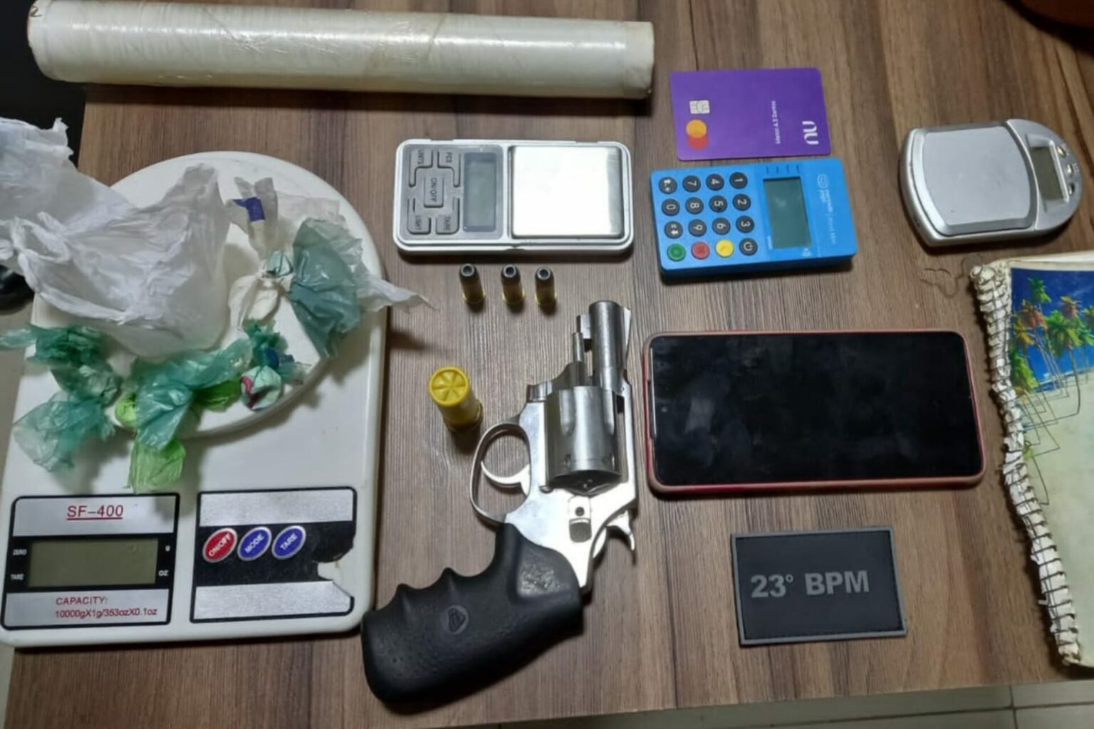 Homem é preso ao ser flagrado com drogas e arma de fogo em Parauapebas