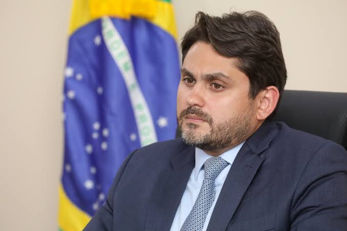 Ministro de Lula teria embolsado diárias em viagens oficiais