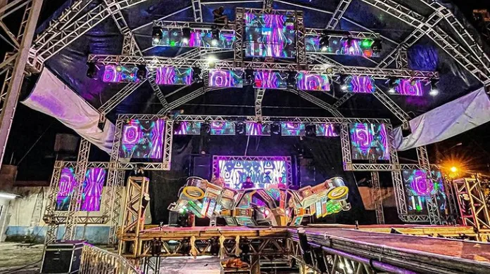 Membro da banda ‘Super Pop’ é assassinado a facadas durante festa