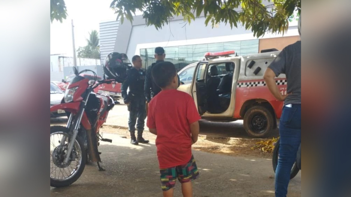 Assaltantes levam R$ 450 mil e deixam funcionário de supermercado baleado no Pará