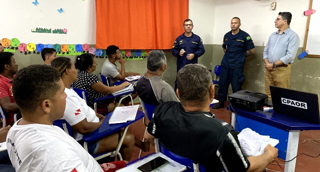Marinha ministra cursos para barqueiros e servidores em Marabá