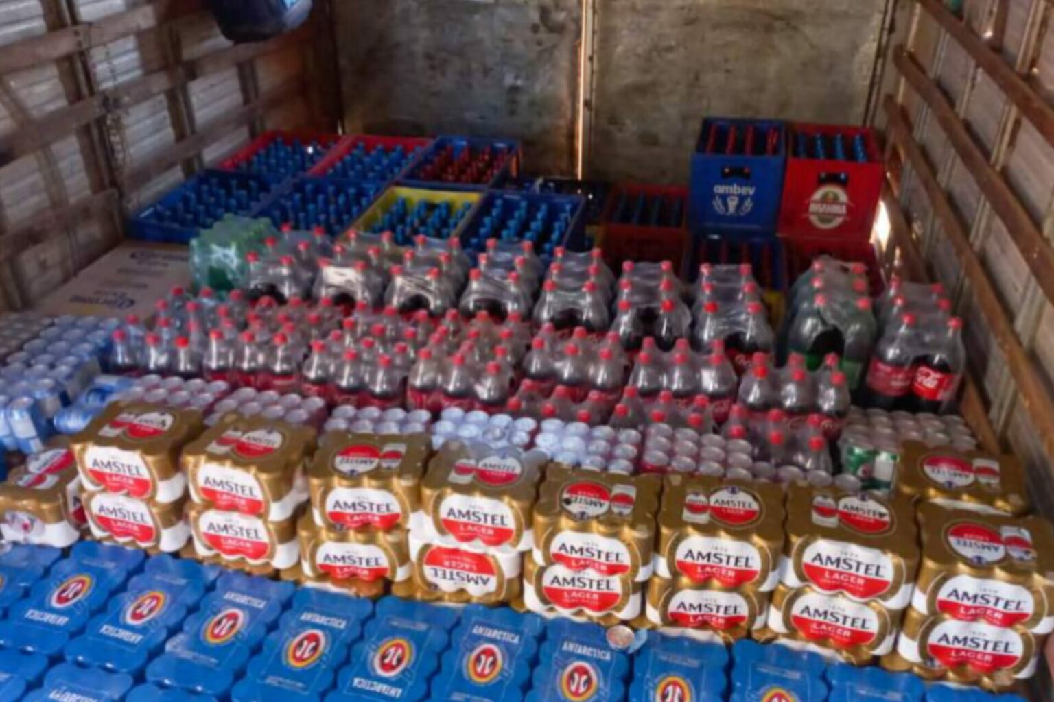 Sefa apreende 776 pacotes de bebidas em Santa Maria das Barreiras