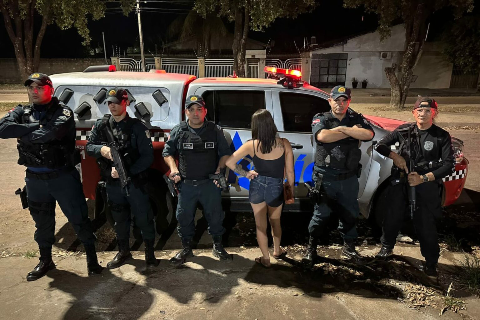 PM prende suspeita de atirar em via pública em Redenção