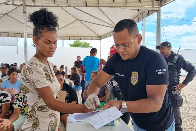 Polícia Civil promove ação cidadania na Vila Canaã, em Marabá
