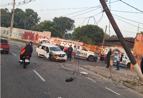 Vídeo: trio rouba carro e causa grave acidente no Pará