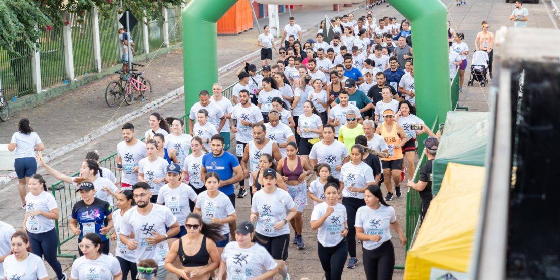 Com mais de 400 atletas, Corrida da Doação fecha Agosto Dourado em Marabá