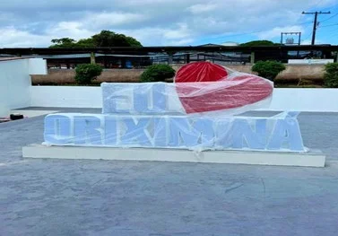 Ministério Público move ação contra prefeito do Pará por uso de slogan
