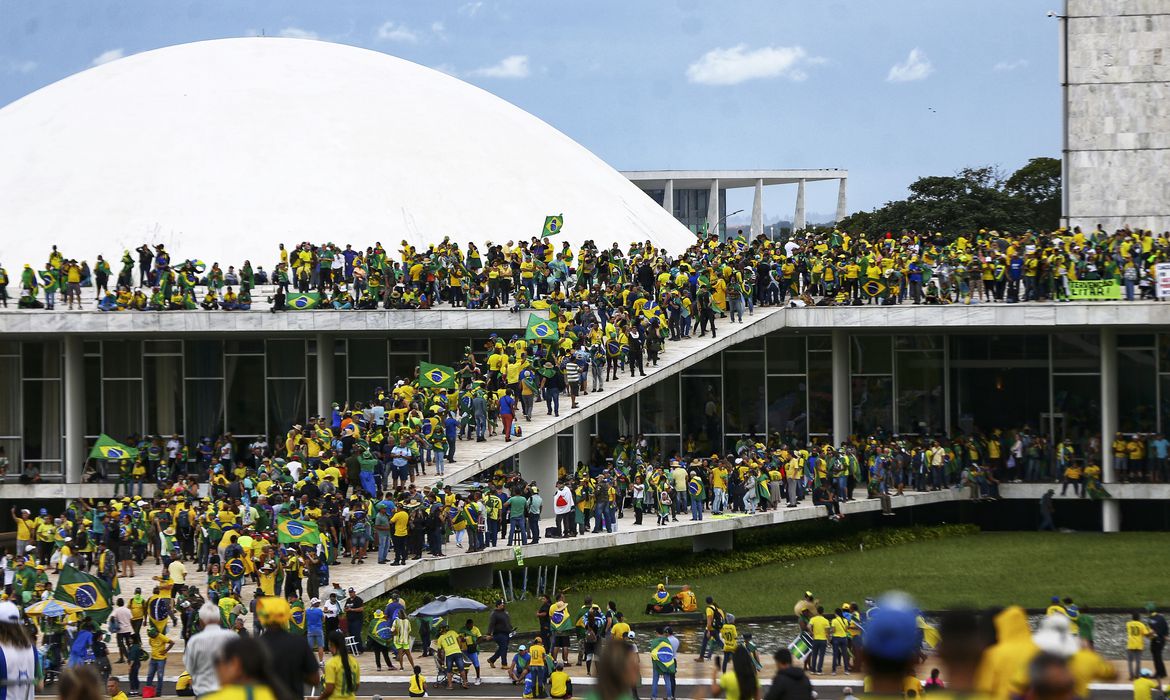 PGR aciona STF contra “Dia do Patriota” em 8 de janeiro