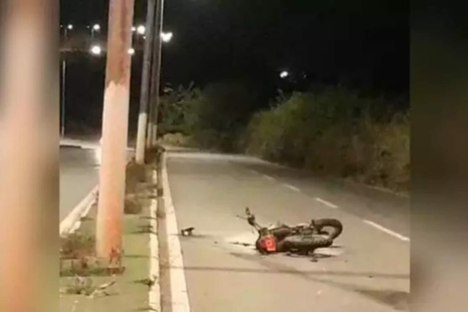 Motociclista morre após colidir contra poste em Parauapebas
