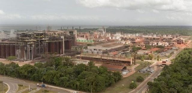 Indústria de alumínio norueguesa vai a julgamento acusada de contaminar rio no Pará