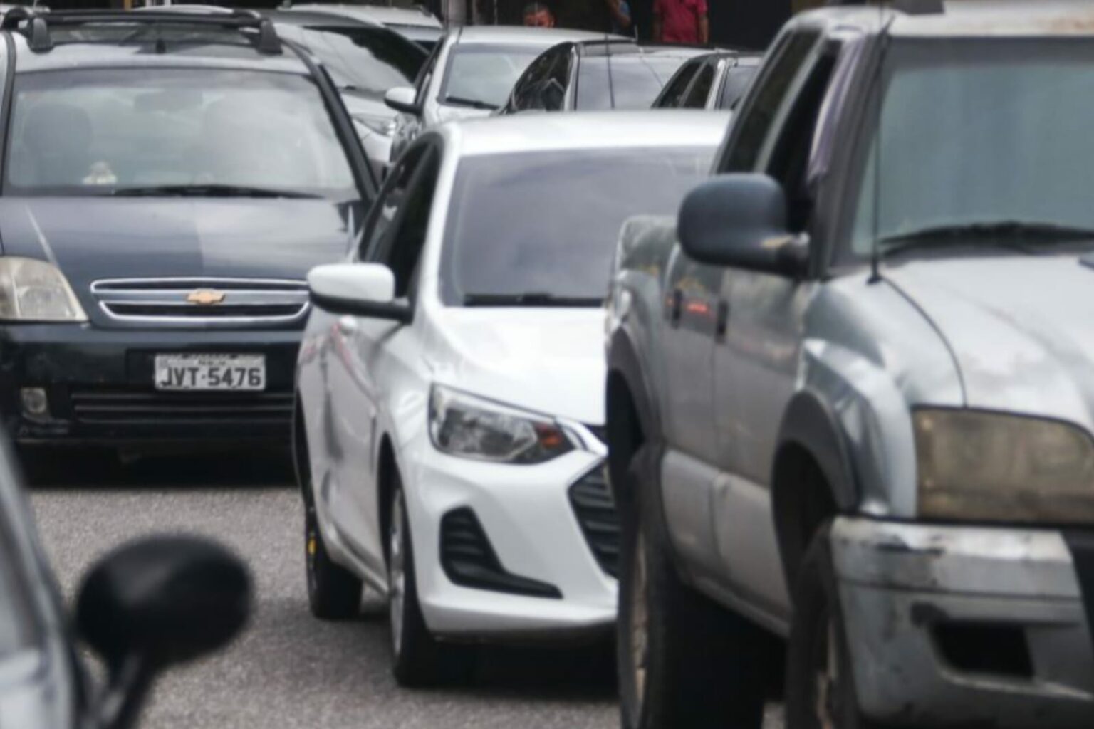 Veículos com finais de placa 00 a 30 podem ter descontos no IPVA até segunda-feira (21)