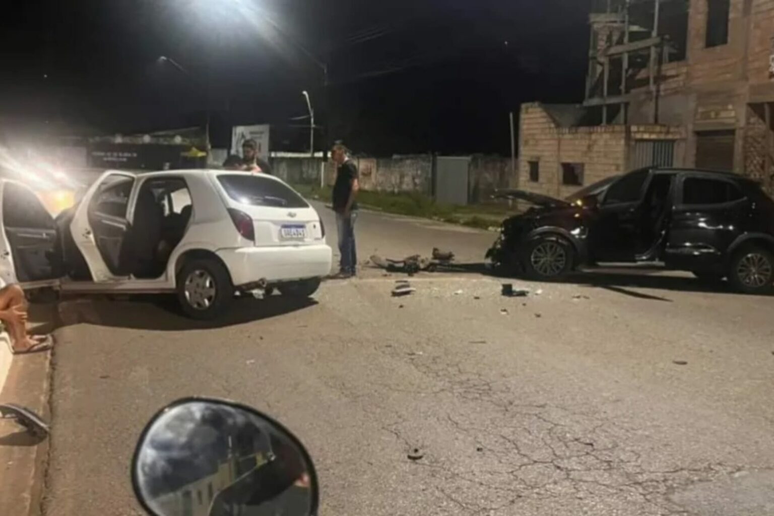 Colisão entre dois carros deixa quatro pessoas feridas no Pará