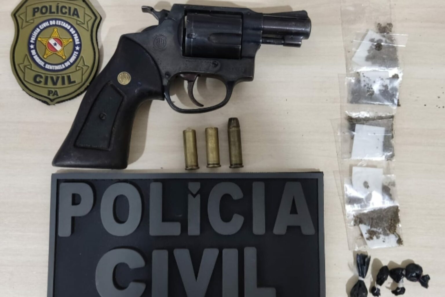 PC recaptura foragido e detém integrante de facção criminosa em Oriximiná