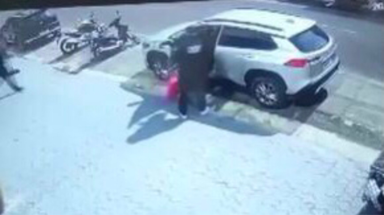 Joalheria é assaltada por homem com uniforme da Polícia Civil no Pará