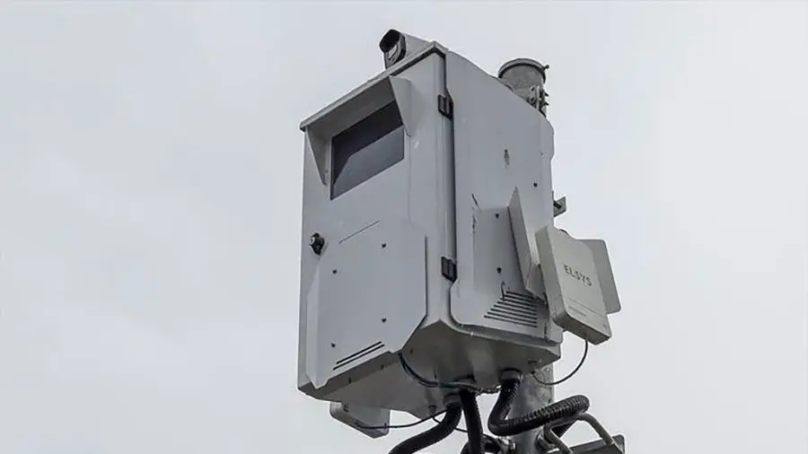 Radar mais moderno estreia flagrando até oito infrações