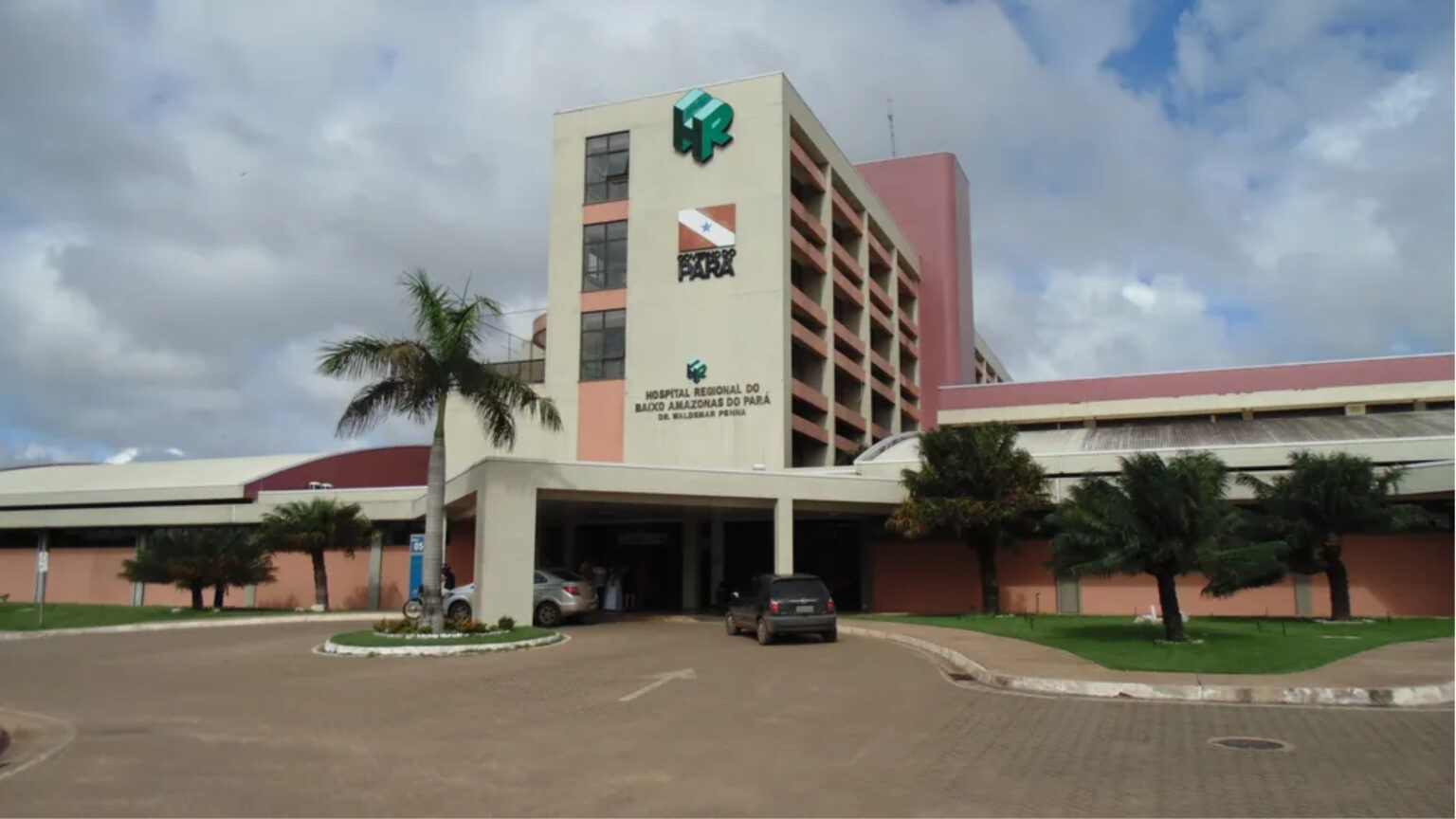 Regional do Baixo Amazonas recebe 36 pacientes do Hospital de Santarém após incêndio