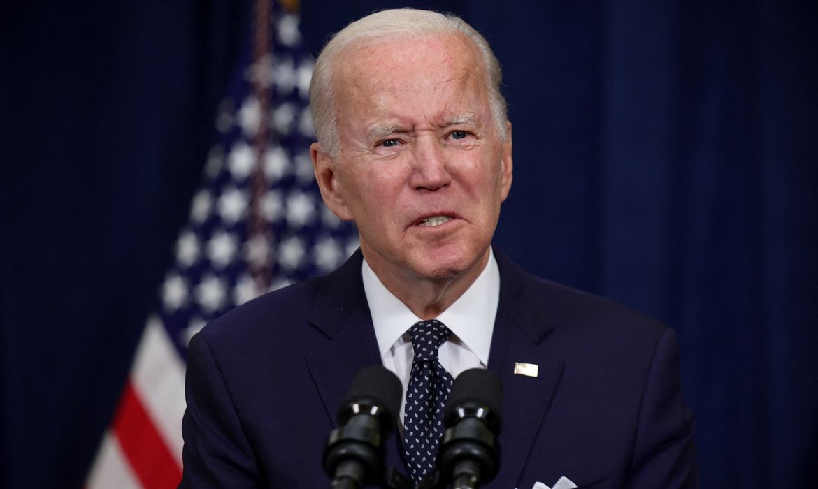 Câmara dos EUA inicia inquérito que pode levar a impeachment de Biden