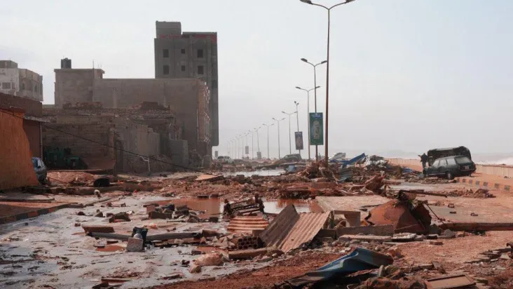 Tempestade deixa 2.500 mortos e 10.000 desaparecidos na Líbia