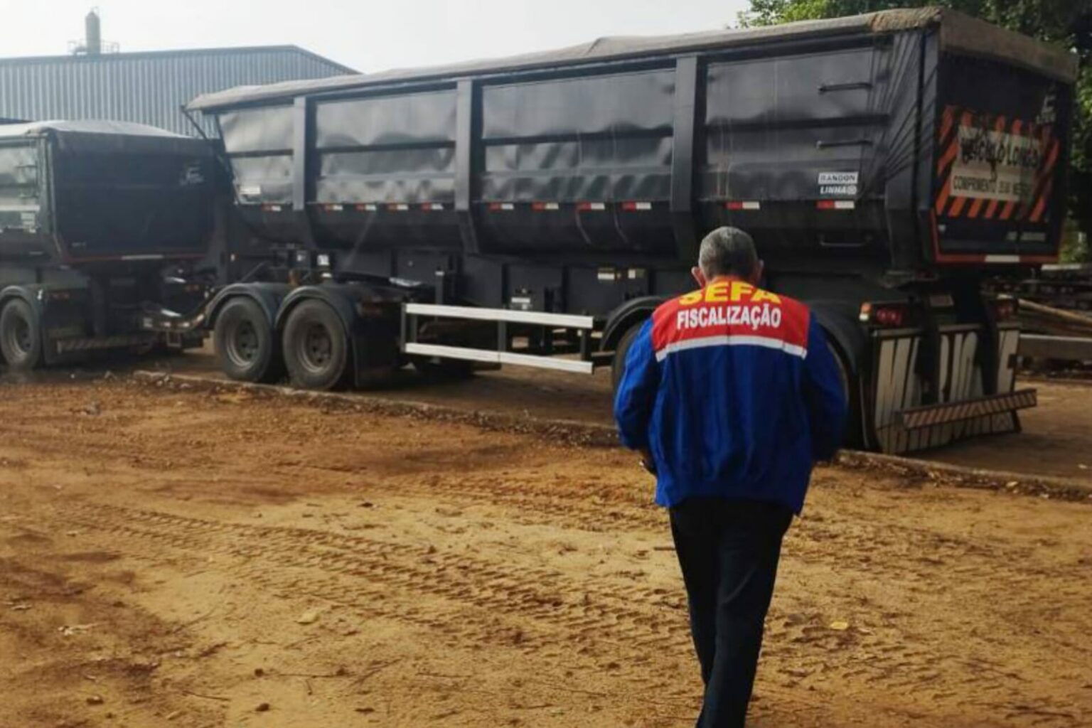 Sefa apreende cargas de bebida e madeira no nordeste e sul do Pará