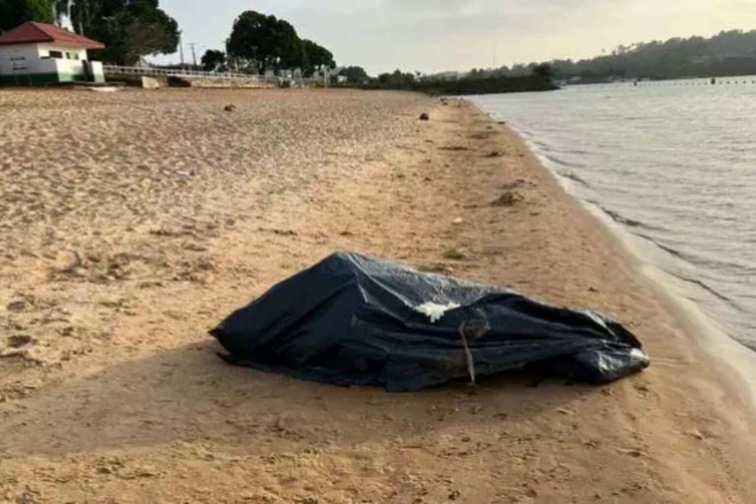 Mulher é encontrada morta em praia no Pará
