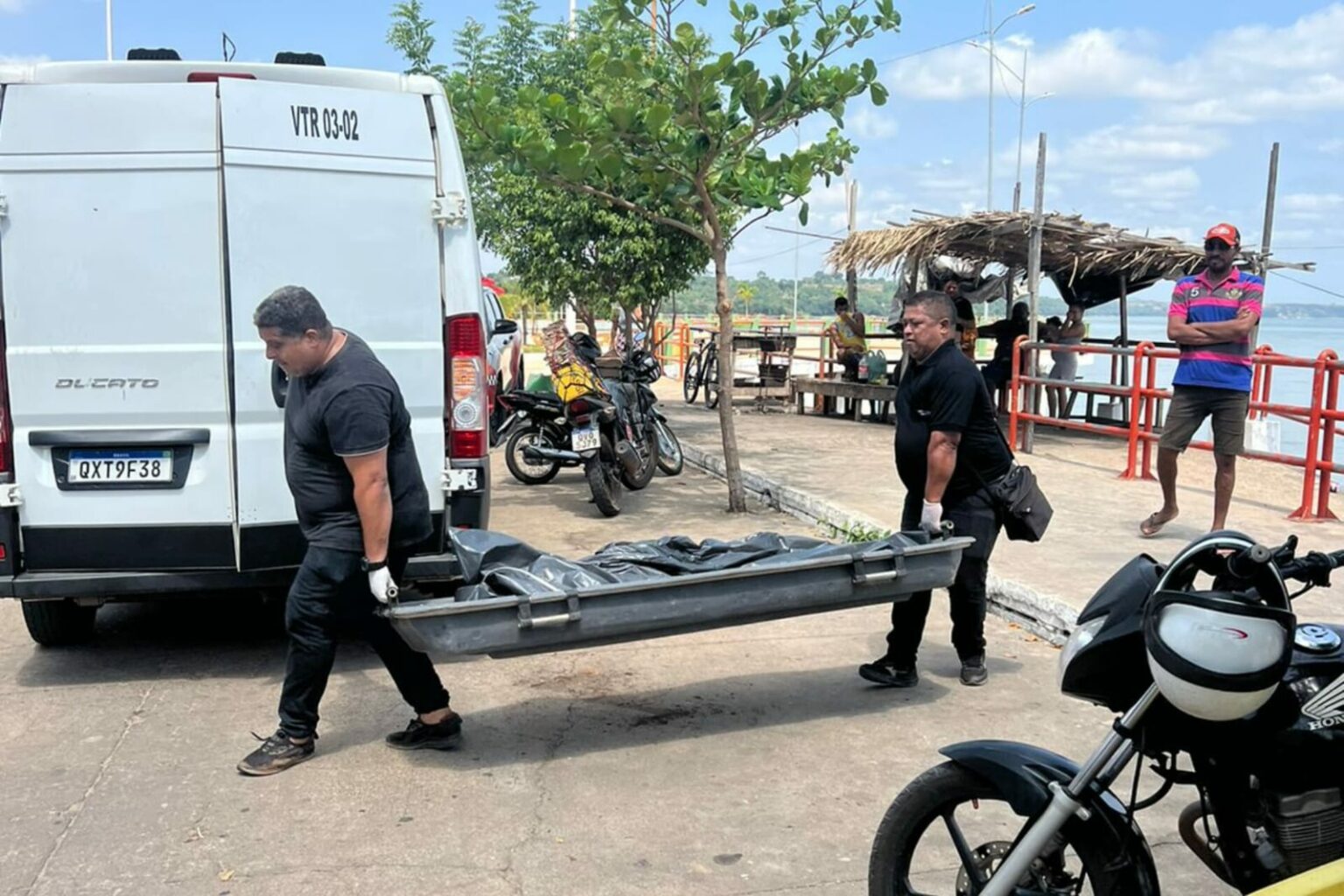 Corpo é encontrado boiando com marcas de tiros no Rio Itacaiunas, em Marabá
