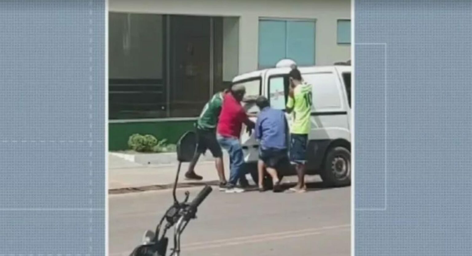 Mulher grávida e acompanhante ficam presas dentro de ambulância no Pará