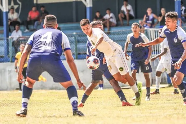 Canaã volta a vencer o Pinheirense e avança às semifinais do Campeonato Paraense da Série B1