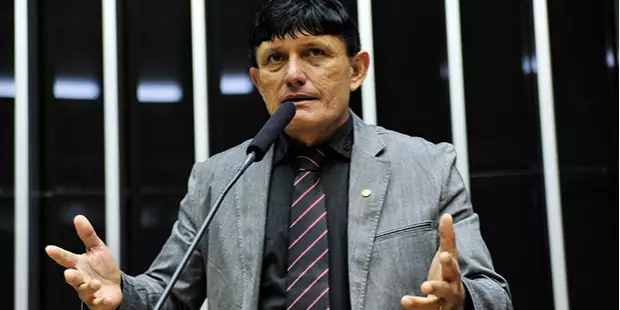 Políticos do Pará convocam manifestação contra o aborto