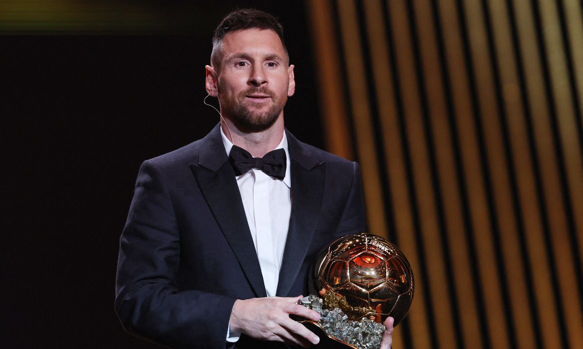 Bola de Ouro 2023: Messi conquista prêmio pela oitava vez