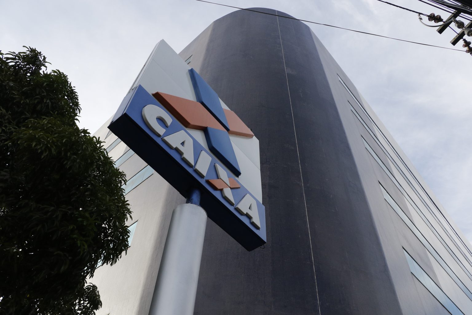 Agências da Caixa abrirão mais cedo nesta quarta-feira (18)