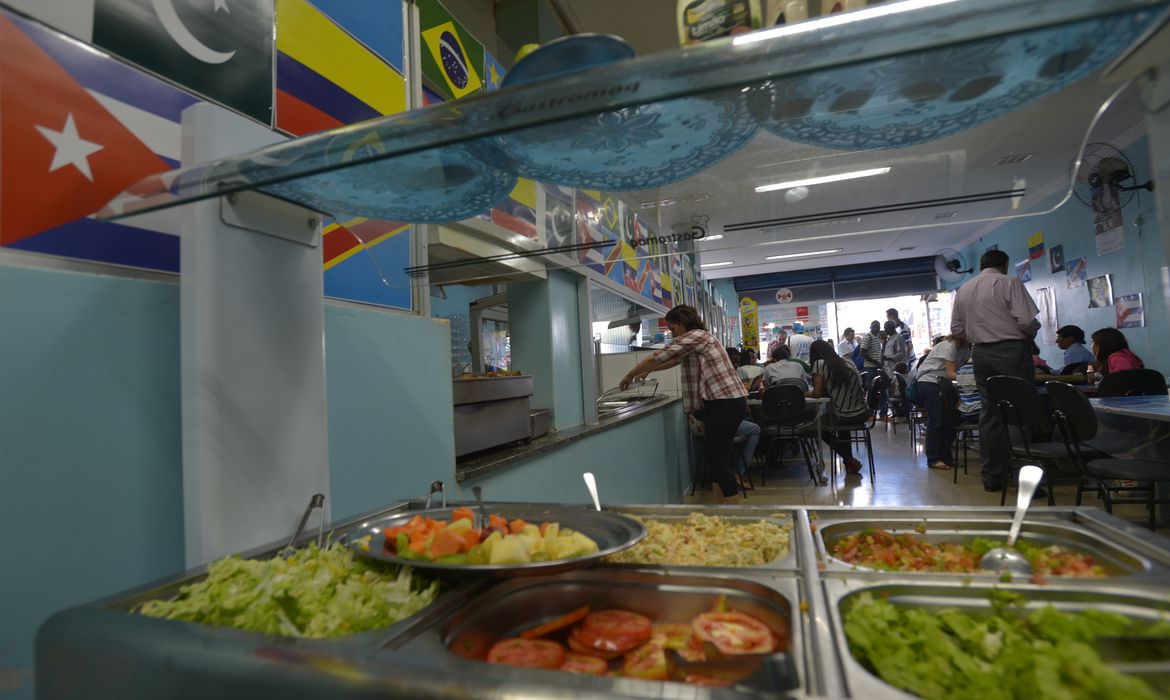 Número de bares e restaurantes com prejuízo aumenta 5%
