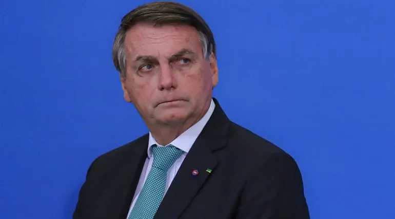 Bolsonaro é condenado a indenizar jornalistas por danos morais