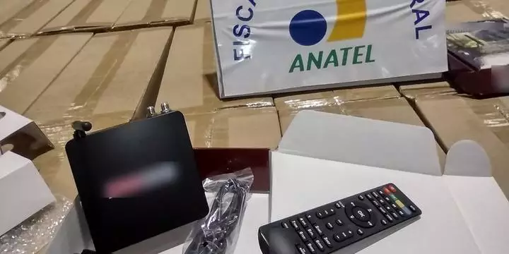 Homem que vendia TV Box irregular é multado em mais de R$ 7 mil
