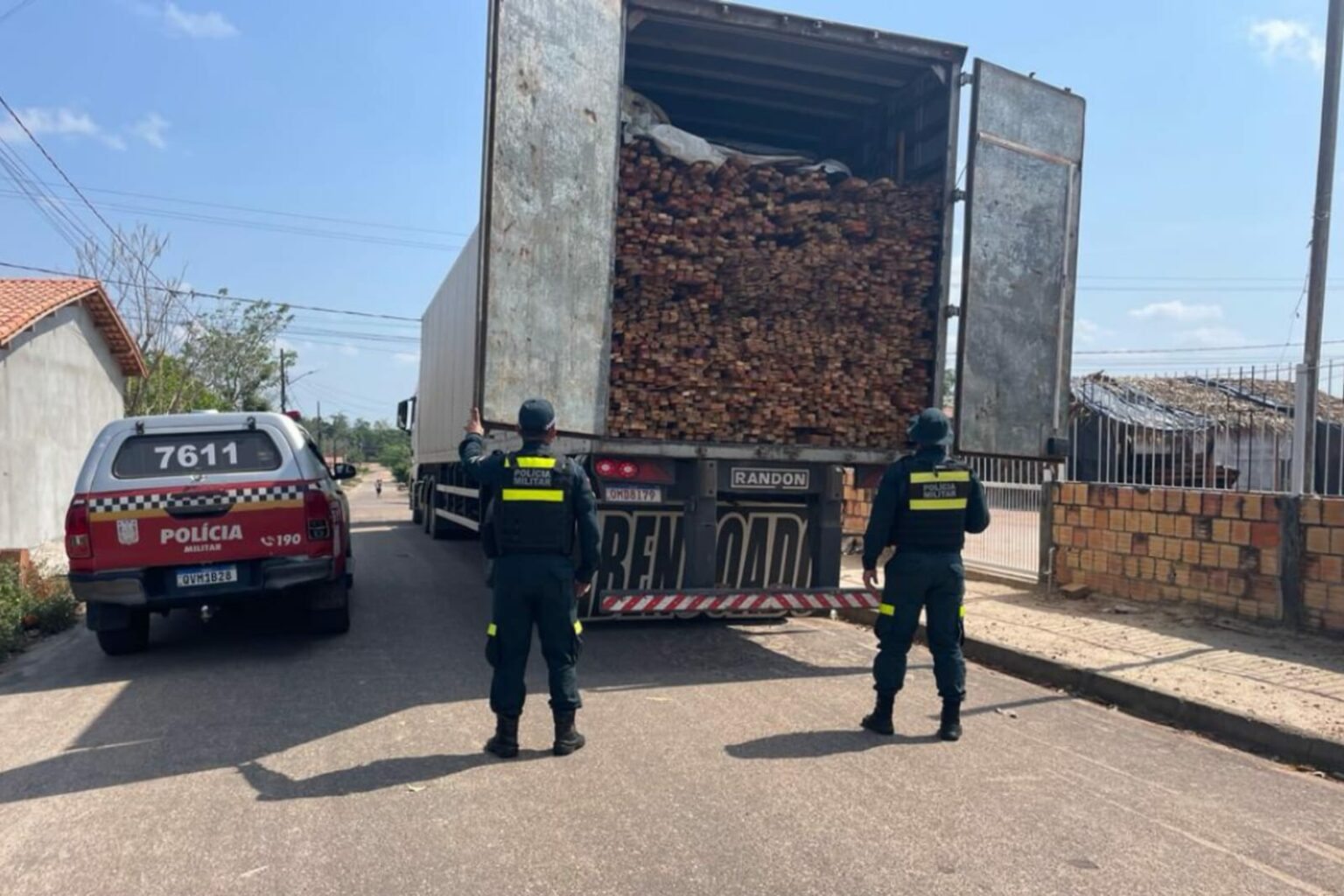 Polícia Rodoviária apreende 32³ de madeira sem documentação em Nova Ipixuna