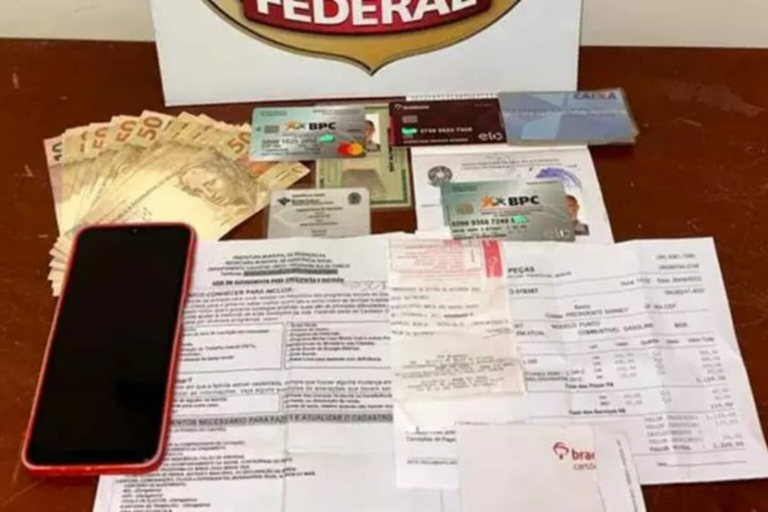 PF prende dupla por fraude no INSS em Redenção